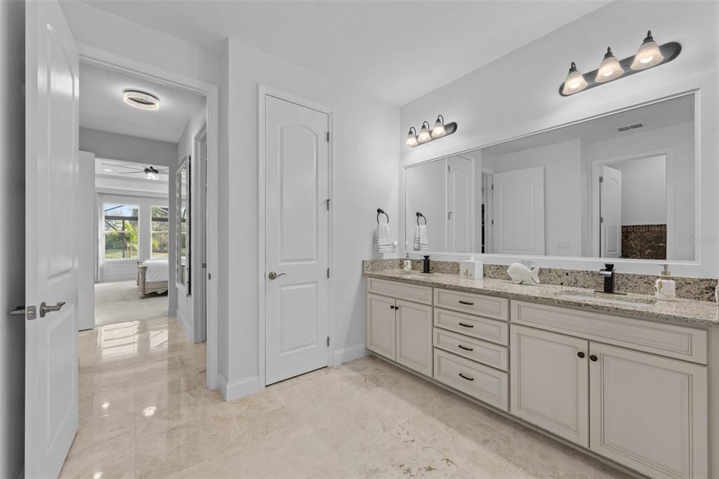 待售: $1,475,000 (5 贝兹, 4 浴室, 4490 平方英尺)