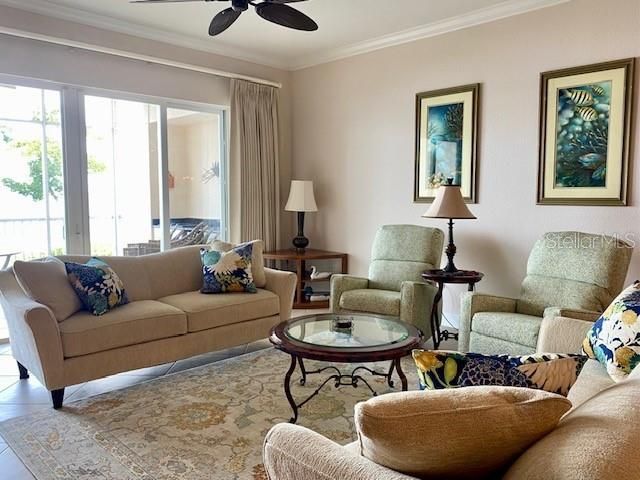 For Rent: $2,700 (3 beds, 2 baths, 2153 Square Feet)