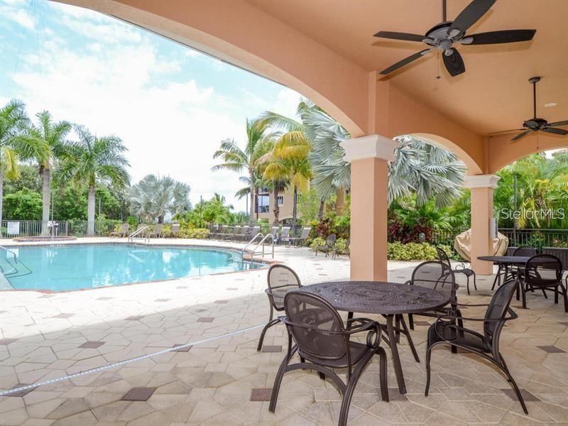 For Rent: $2,700 (3 beds, 2 baths, 2153 Square Feet)