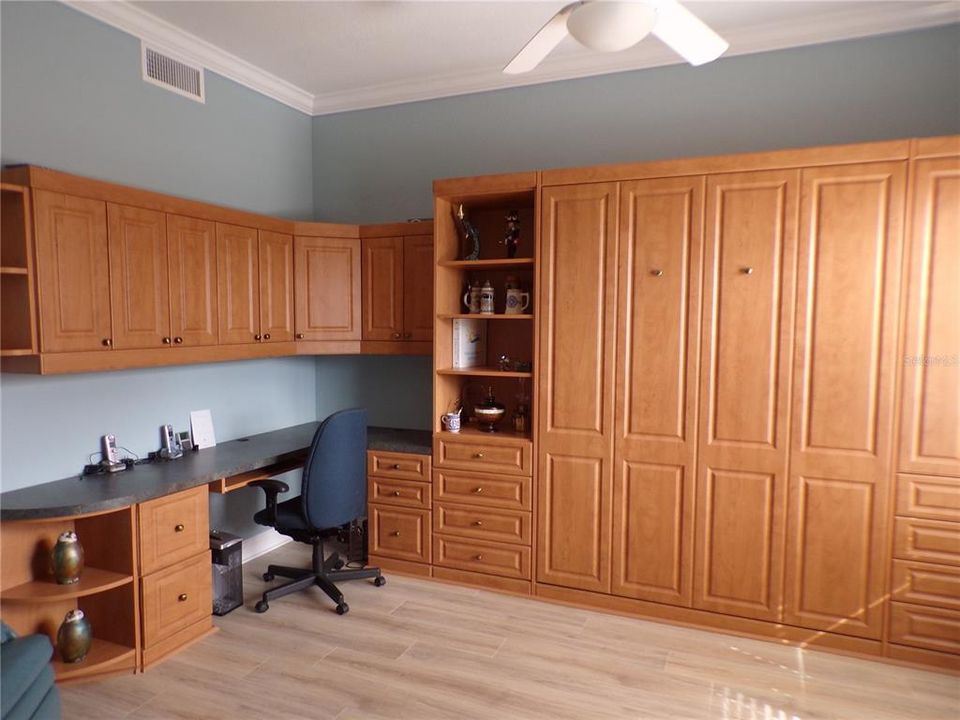 For Rent: $2,700 (3 beds, 2 baths, 2153 Square Feet)