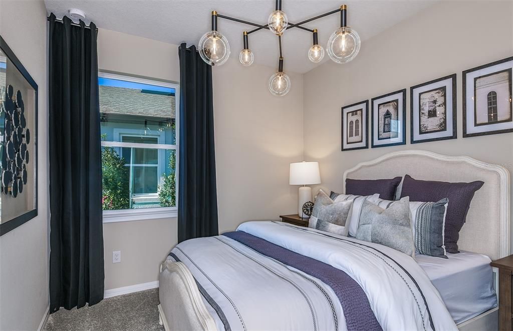 For Sale: $379,950 (2 beds, 2 baths, 1405 Square Feet)