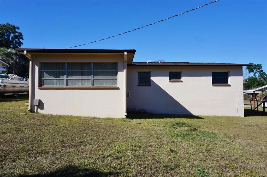 待售: $155,400 (2 贝兹, 1 浴室, 1108 平方英尺)