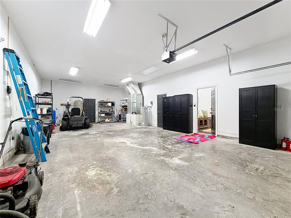 For Sale: $985,500 (3 beds, 2 baths, 2862 Square Feet)