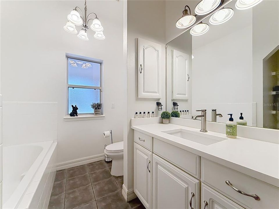 For Sale: $985,500 (3 beds, 2 baths, 2862 Square Feet)