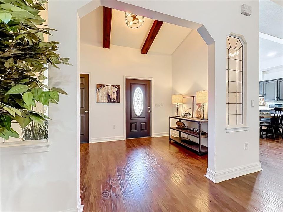 For Sale: $985,500 (3 beds, 2 baths, 2862 Square Feet)