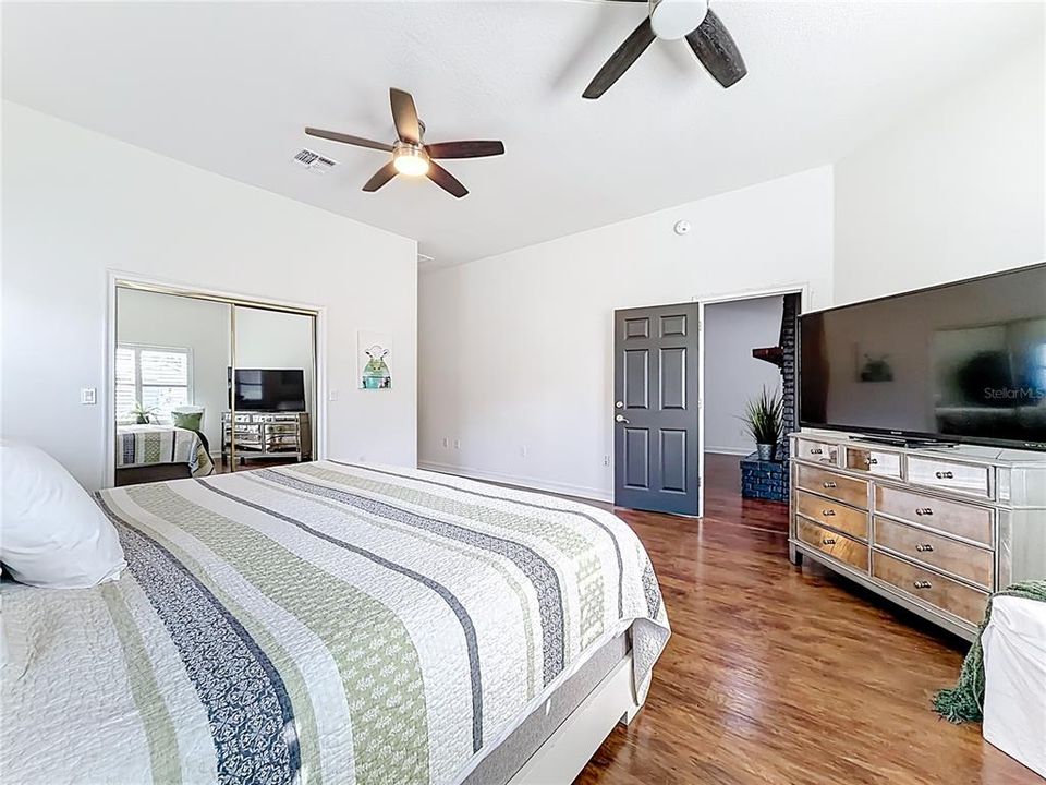 For Sale: $985,500 (3 beds, 2 baths, 2862 Square Feet)