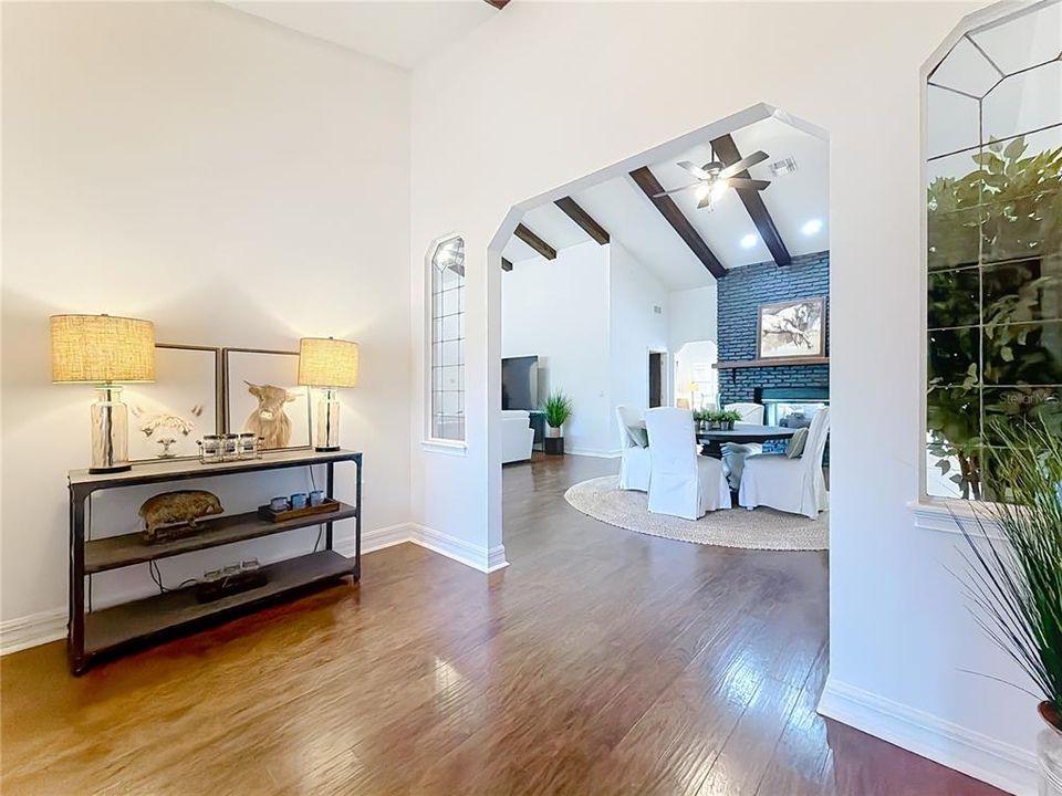 For Sale: $985,500 (3 beds, 2 baths, 2862 Square Feet)