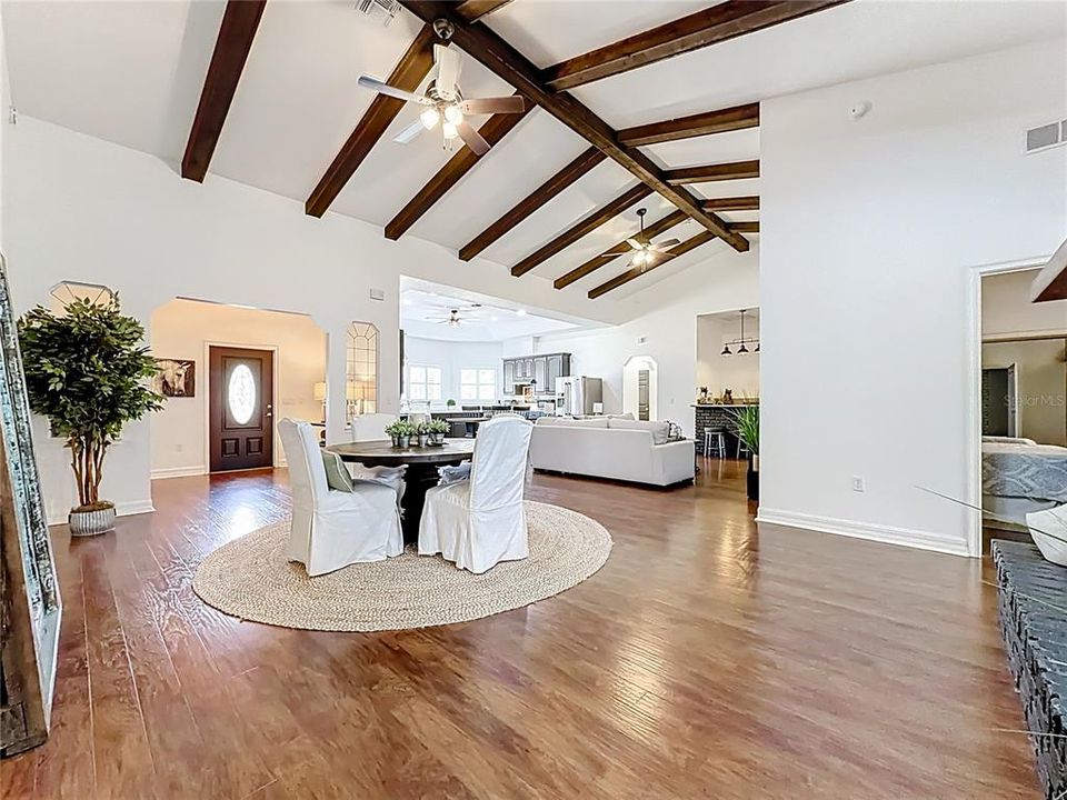 For Sale: $985,500 (3 beds, 2 baths, 2862 Square Feet)