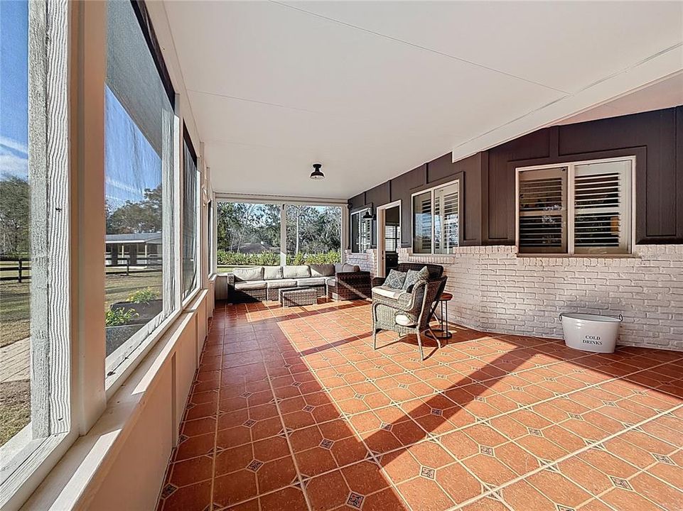 For Sale: $985,500 (3 beds, 2 baths, 2862 Square Feet)