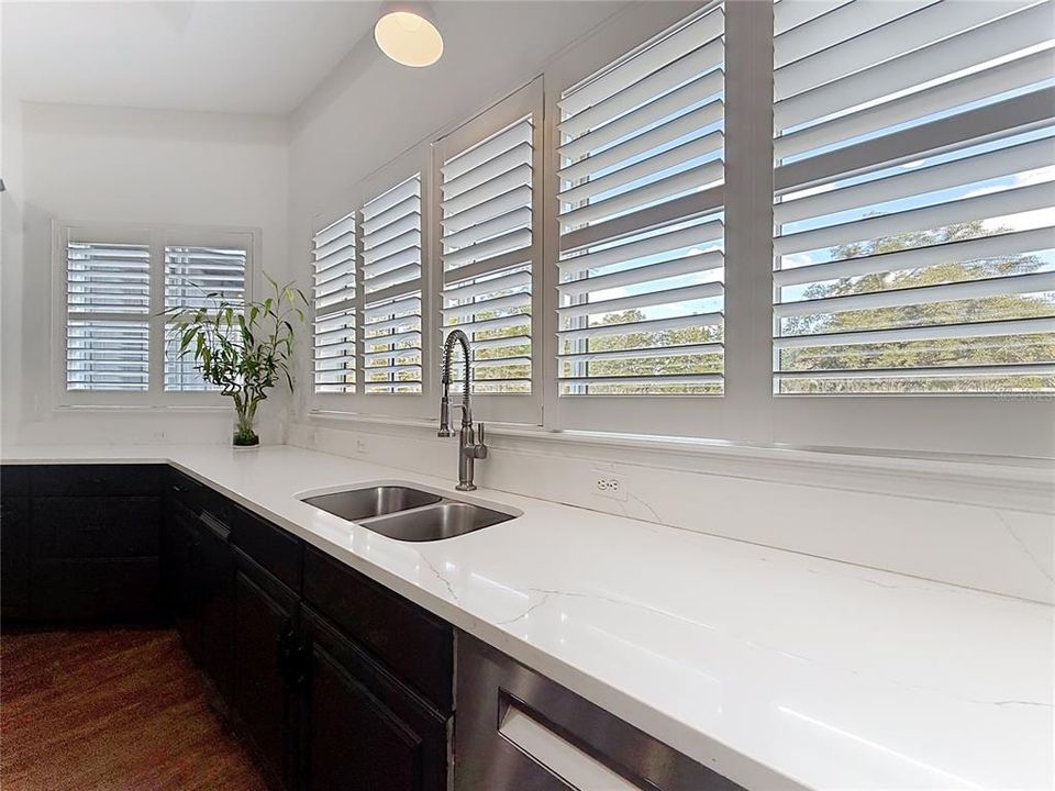 For Sale: $985,500 (3 beds, 2 baths, 2862 Square Feet)