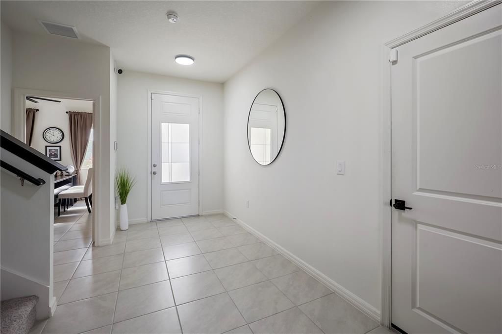 En Venta: $620,000 (5 camas, 3 baños, 2672 Pies cuadrados)