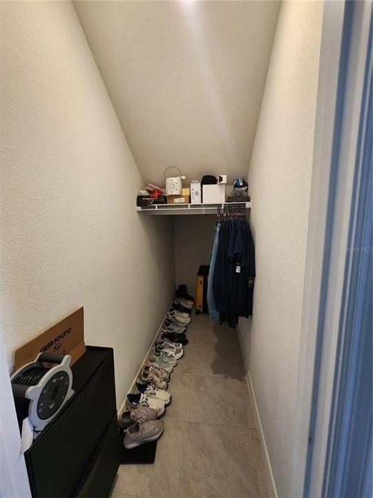 En Venta: $620,000 (5 camas, 3 baños, 2672 Pies cuadrados)