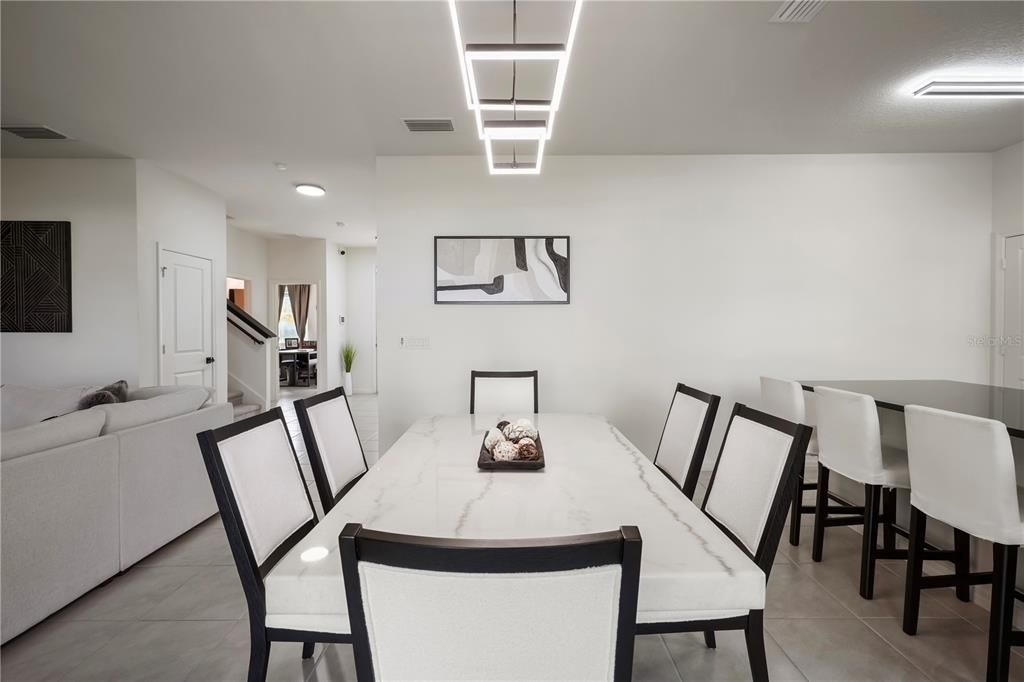 En Venta: $620,000 (5 camas, 3 baños, 2672 Pies cuadrados)