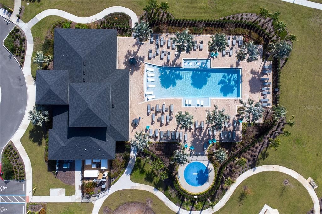 En Venta: $620,000 (5 camas, 3 baños, 2672 Pies cuadrados)