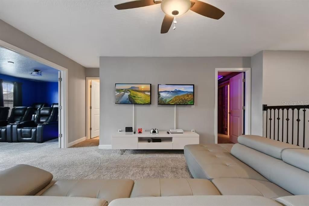 En Venta: $789,000 (8 camas, 5 baños, 3909 Pies cuadrados)