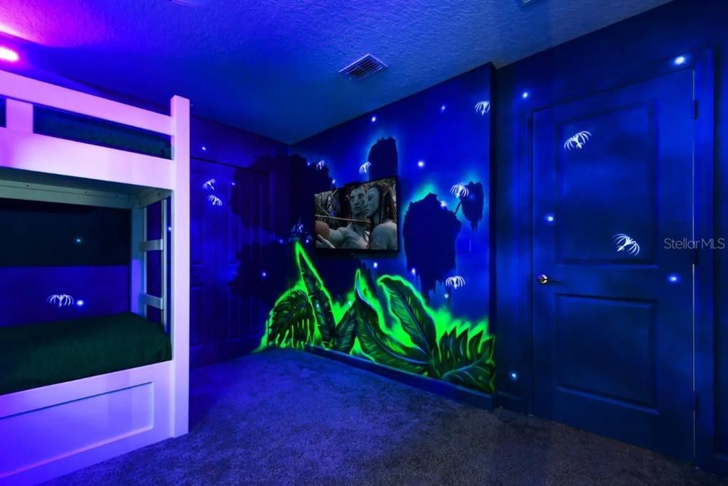 En Venta: $789,000 (8 camas, 5 baños, 3909 Pies cuadrados)