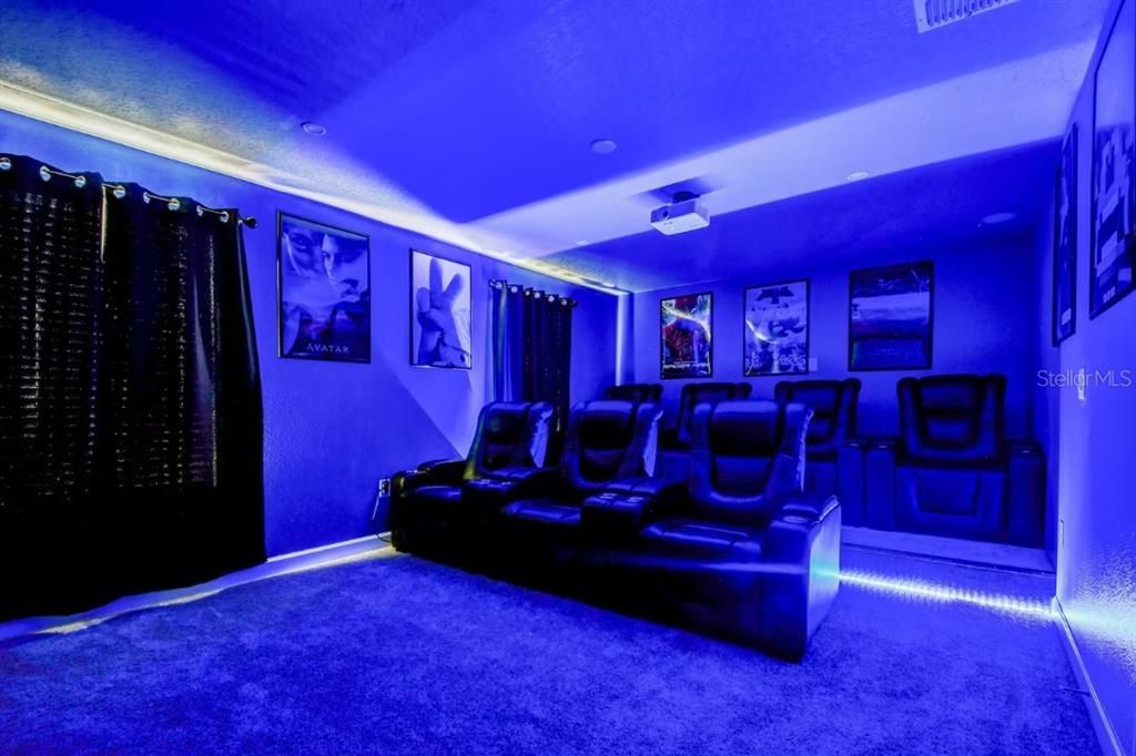 En Venta: $789,000 (8 camas, 5 baños, 3909 Pies cuadrados)