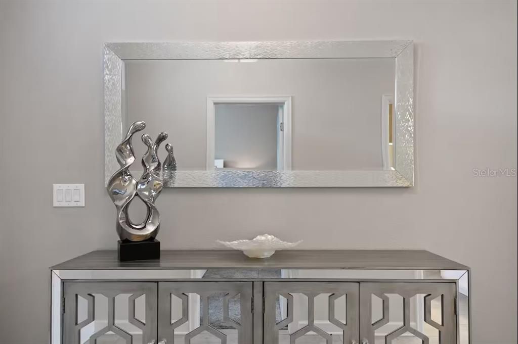 En Venta: $789,000 (8 camas, 5 baños, 3909 Pies cuadrados)