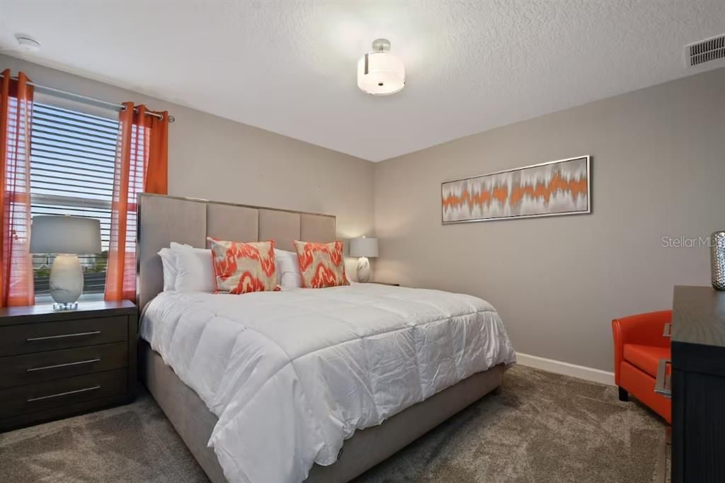 En Venta: $789,000 (8 camas, 5 baños, 3909 Pies cuadrados)