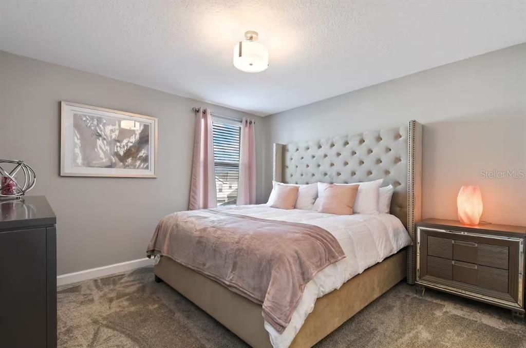 En Venta: $789,000 (8 camas, 5 baños, 3909 Pies cuadrados)