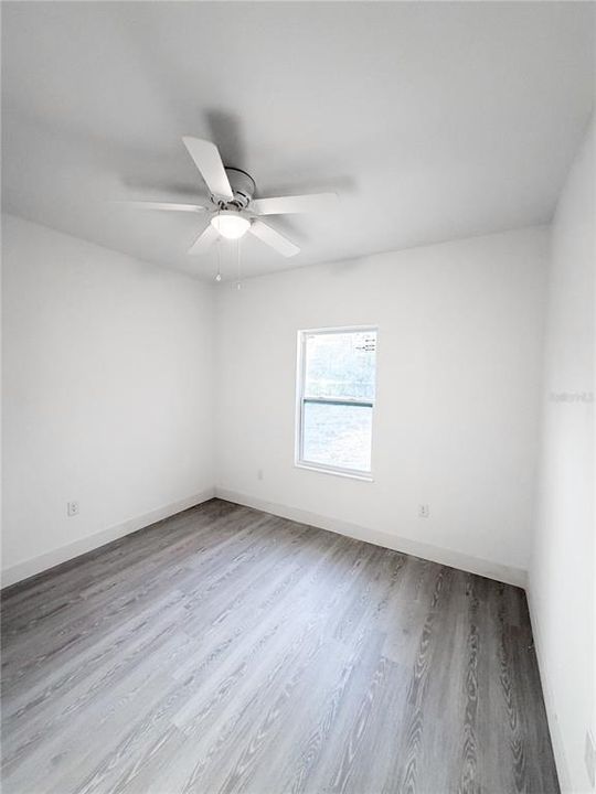 待售: $265,000 (3 贝兹, 2 浴室, 1489 平方英尺)