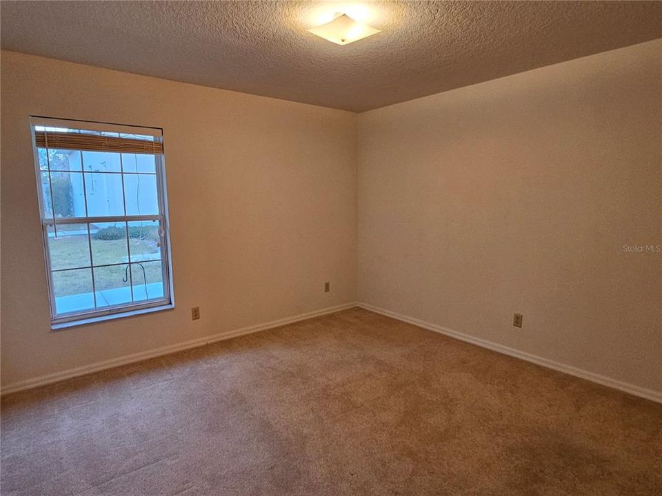 En Venta: $359,900 (3 camas, 2 baños, 1865 Pies cuadrados)