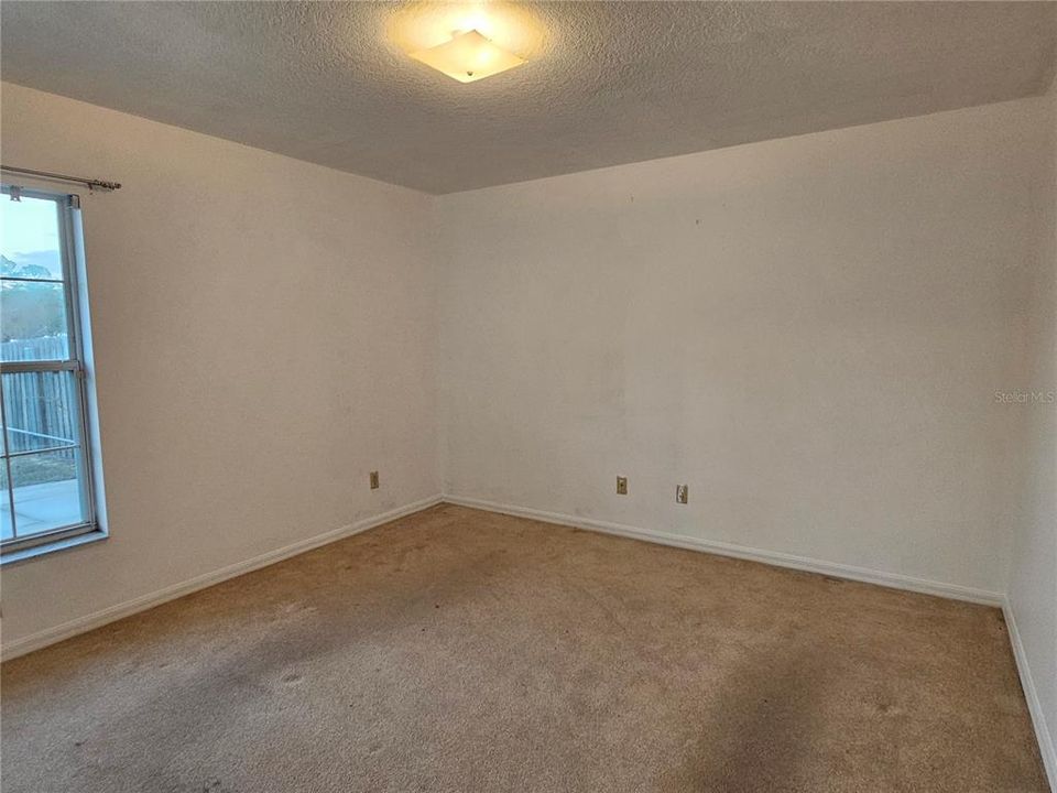 En Venta: $359,900 (3 camas, 2 baños, 1865 Pies cuadrados)