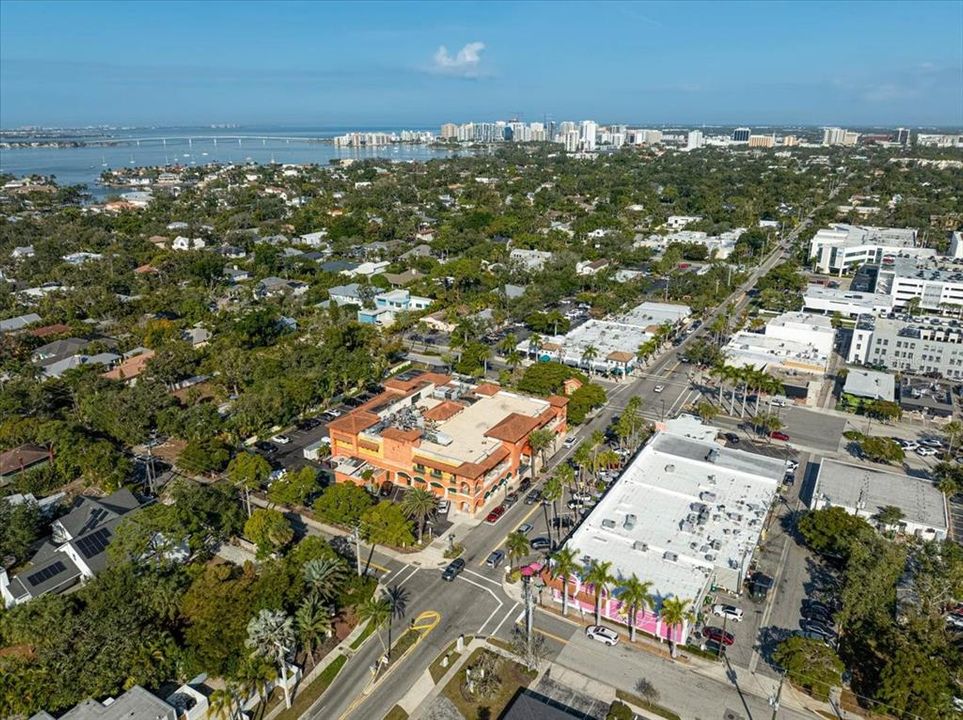 На продажу: $1,450,000 (4 спален, 3 ванн, 2362 Квадратных фут)