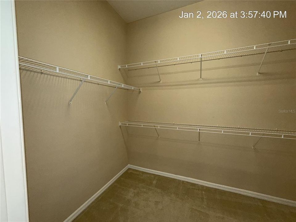 For Rent: $3,100 (5 beds, 3 baths, 2900 Square Feet)