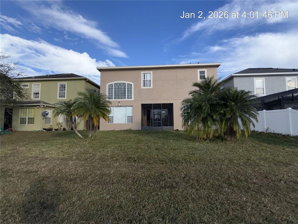 For Rent: $3,100 (5 beds, 3 baths, 2900 Square Feet)