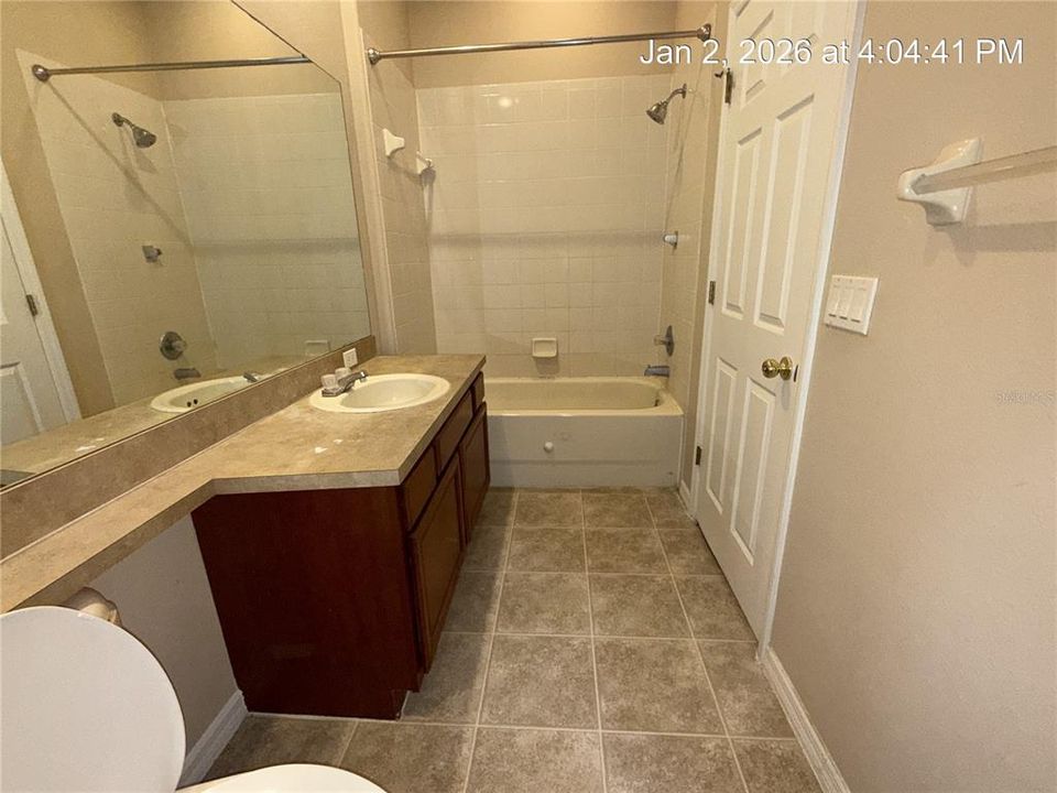 For Rent: $3,100 (5 beds, 3 baths, 2900 Square Feet)