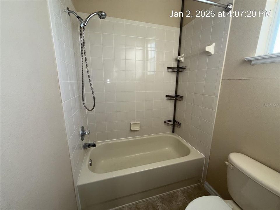 For Rent: $3,100 (5 beds, 3 baths, 2900 Square Feet)