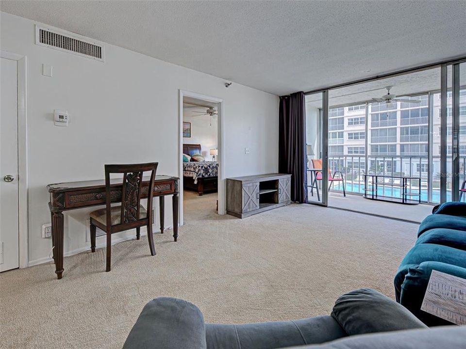 En Venta: $224,900 (2 camas, 2 baños, 900 Pies cuadrados)