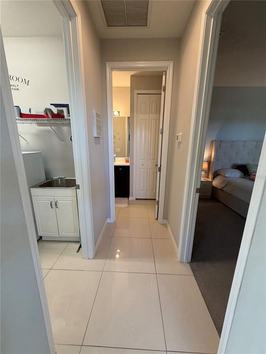 待售: $450,000 (2 贝兹, 2 浴室, 1579 平方英尺)