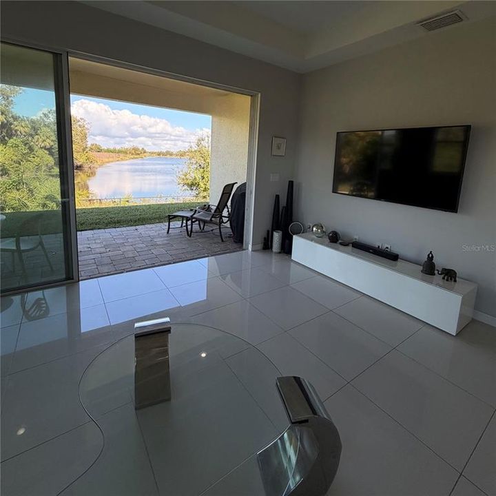 待售: $450,000 (2 贝兹, 2 浴室, 1579 平方英尺)