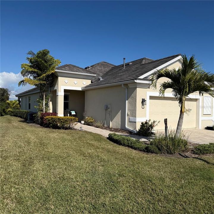 待售: $450,000 (2 贝兹, 2 浴室, 1579 平方英尺)