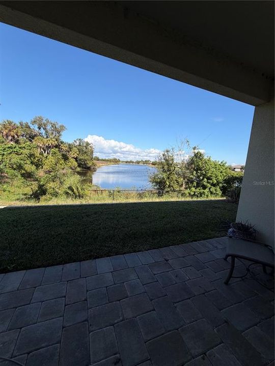 待售: $450,000 (2 贝兹, 2 浴室, 1579 平方英尺)