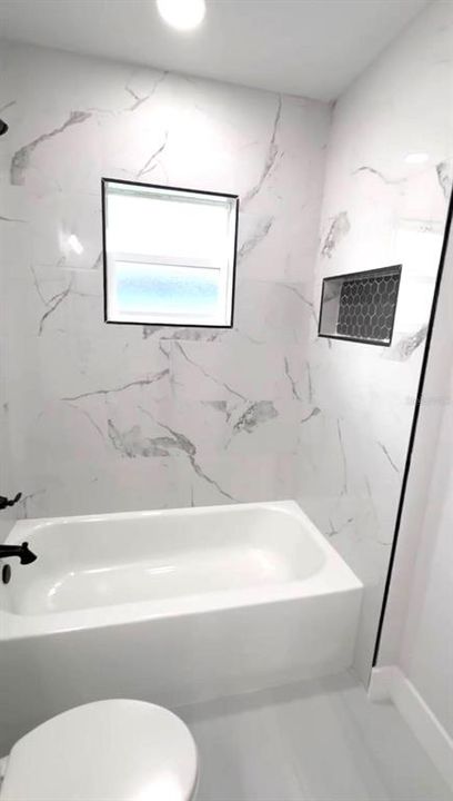 For Sale: $338,900 (4 beds, 3 baths, 1706 Square Feet)