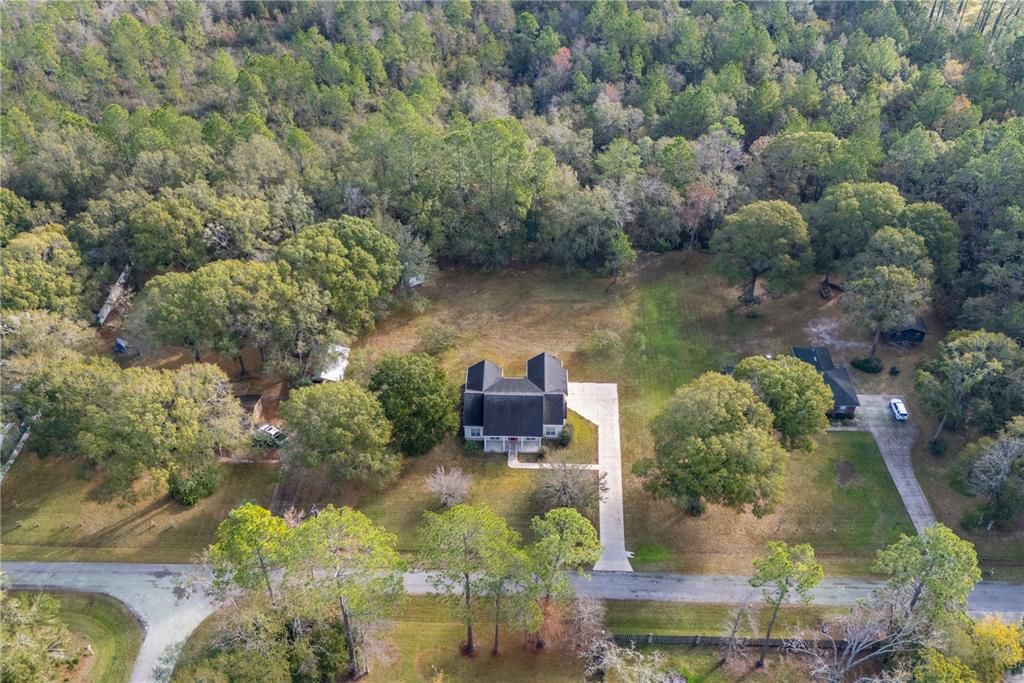 For Sale: $399,900 (4 beds, 2 baths, 2100 Square Feet)