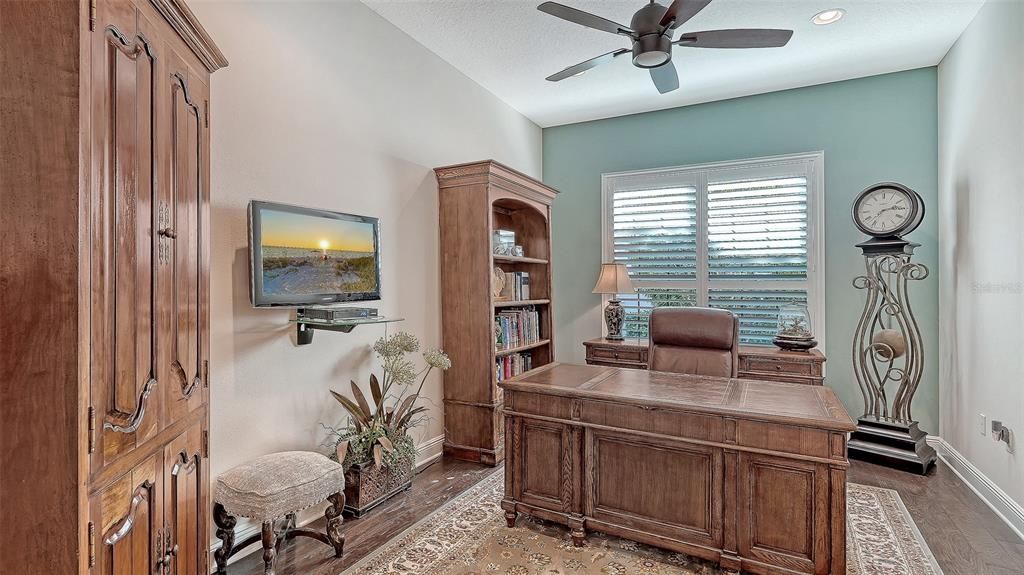 For Sale: $1,195,000 (3 beds, 3 baths, 2669 Square Feet)