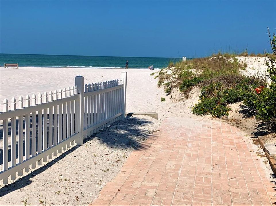 В аренду: $1,600 (1 спален, 1 ванн, 450 Квадратных фут)