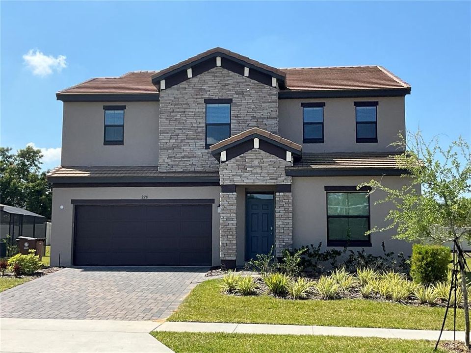 For Rent: $4,500 (6 beds, 6 baths, 2919 Square Feet)