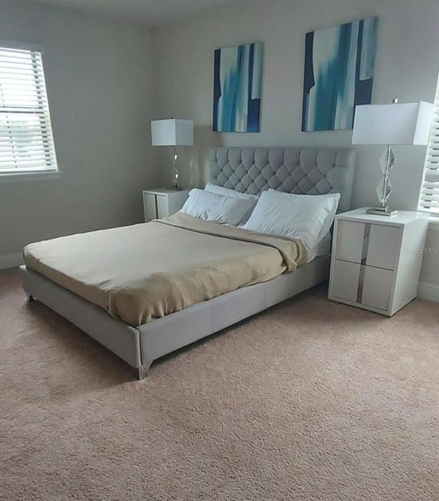 For Rent: $4,500 (6 beds, 6 baths, 2919 Square Feet)