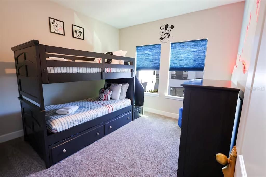 For Rent: $3,000 (4 beds, 3 baths, 1871 Square Feet)