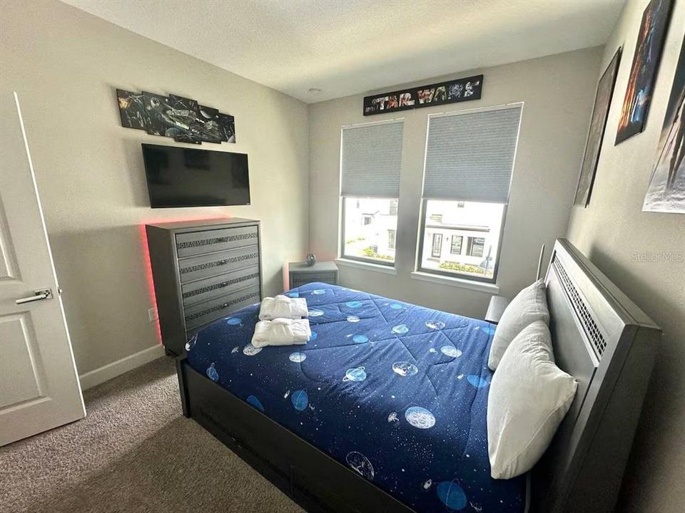 For Rent: $3,000 (4 beds, 3 baths, 1871 Square Feet)