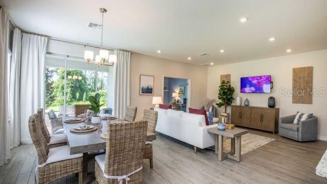 На продажу: $379,900 (3 спален, 2 ванн, 1851 Квадратных фут)