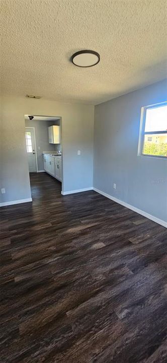 En Venta: $269,000 (3 camas, 2 baños, 916 Pies cuadrados)