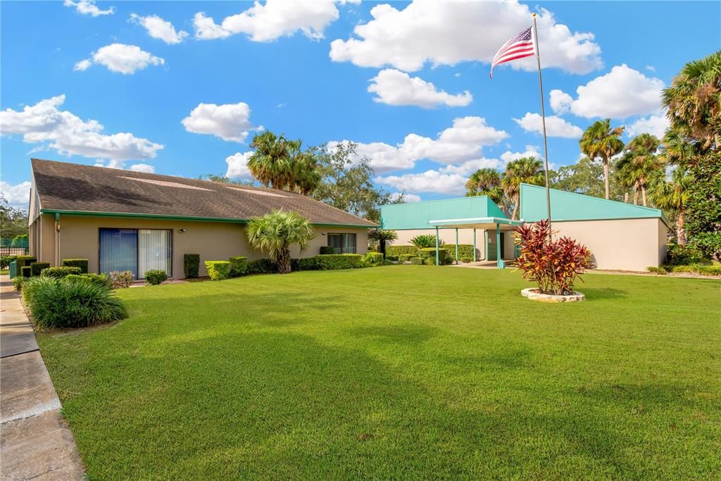 待售: $149,900 (2 贝兹, 1 浴室, 1102 平方英尺)