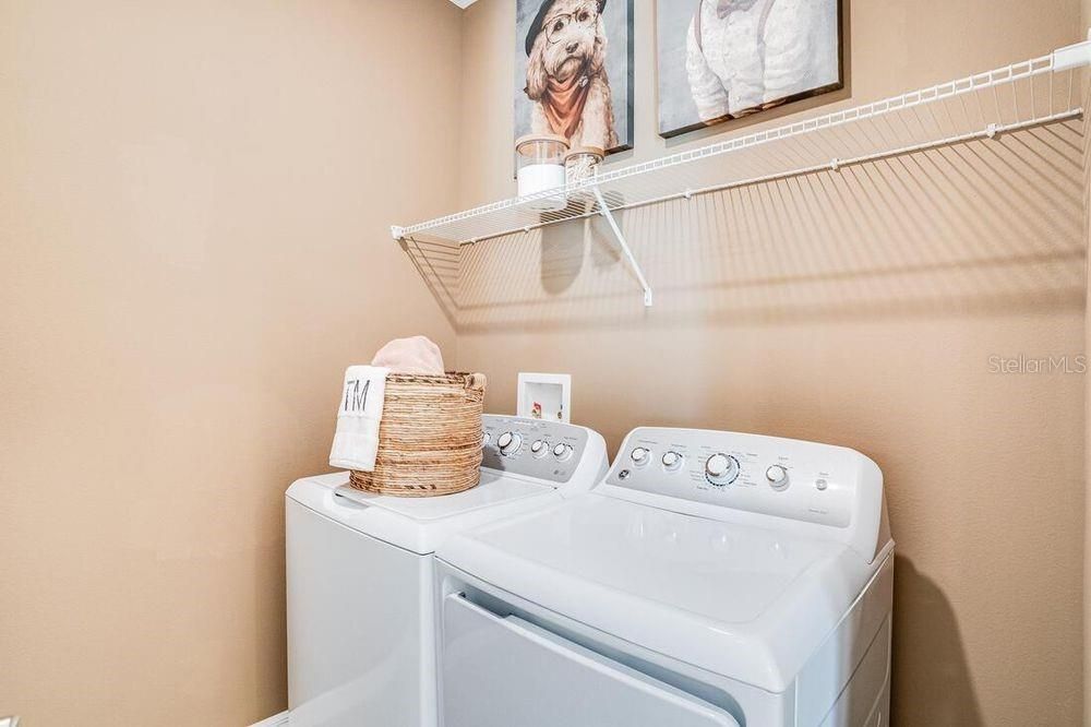 На продажу: $554,359 (4 спален, 3 ванн, 2394 Квадратных фут)