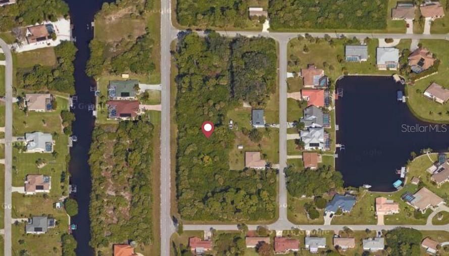 待售: $15,900 (0.23 acres)